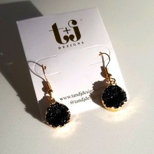 NWOT Black Gemstone Earrings